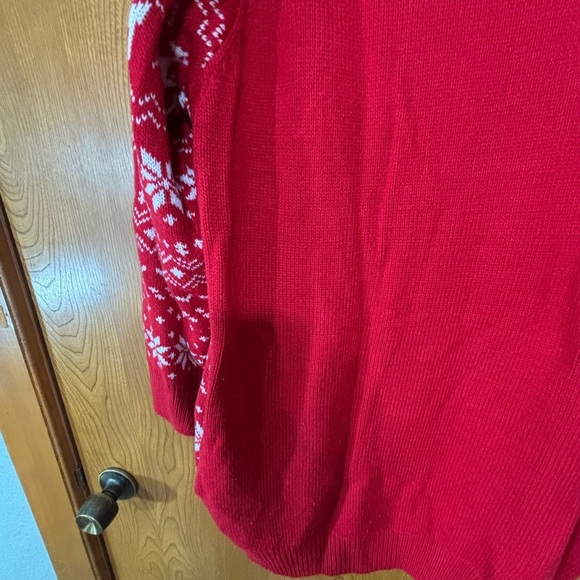 Festive Red Llama Turtleneck Sweater - Picture 5 of 10